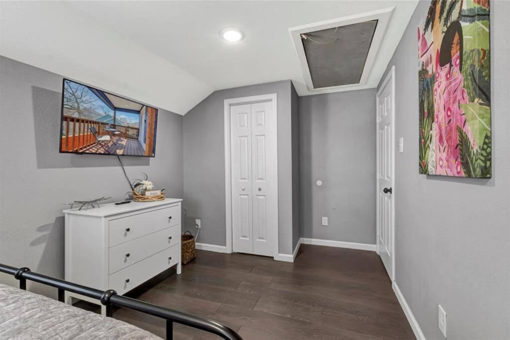 Super Cozy 2 Bedroom With Fast Wifi And Queen Bed Close To Downtown Houston!! Eksteriør bilde